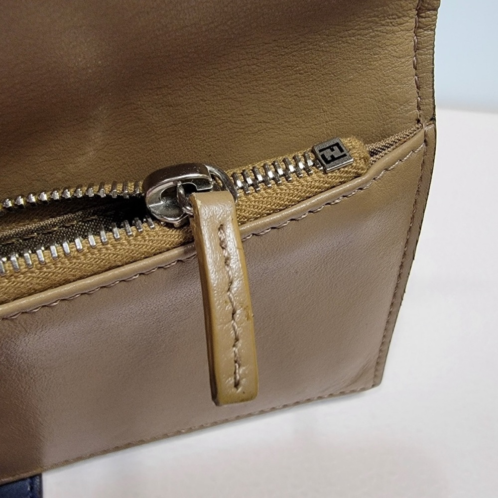 Authentic Fendi Wallet - Picture 6 of 11